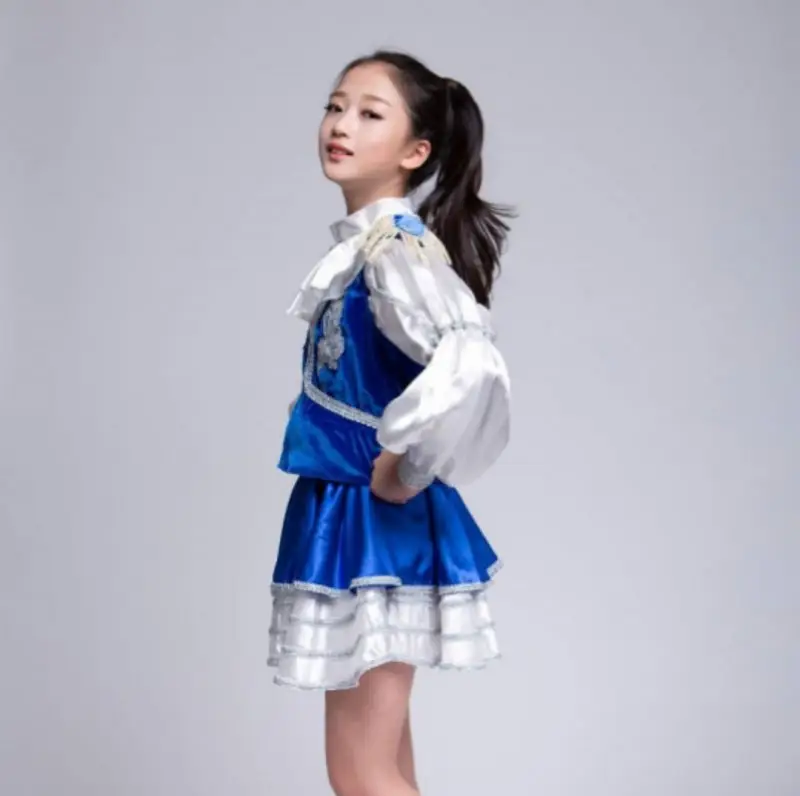 Luminous Elf member Sia