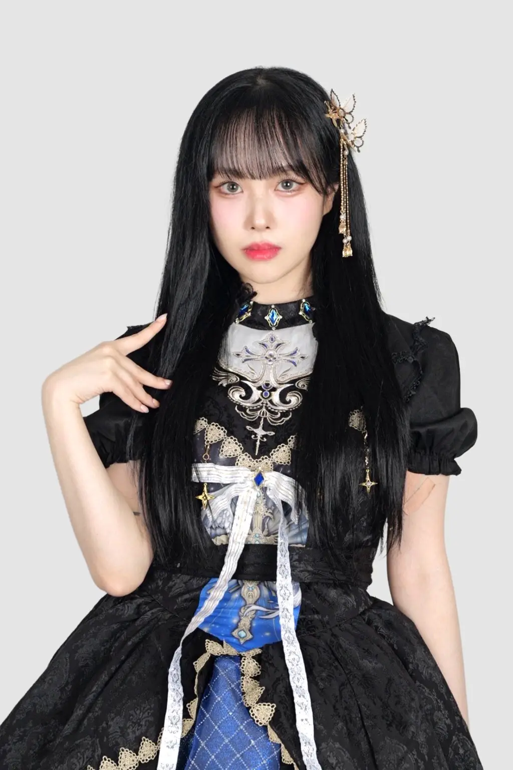 Manwolhwa member Hine