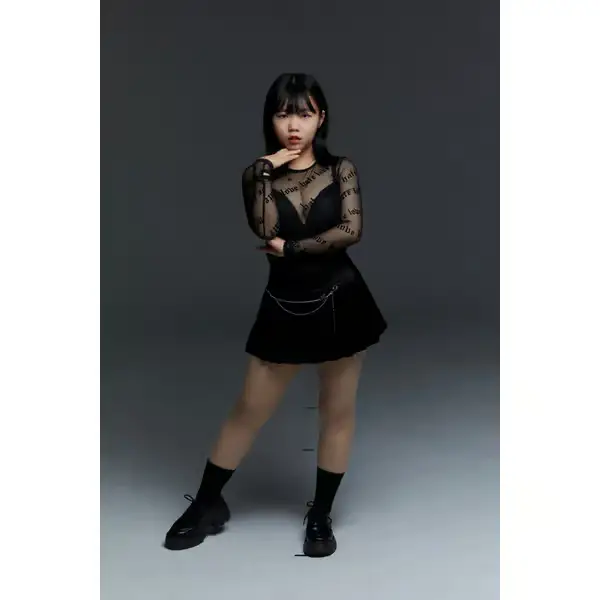 MayLiz member Minseo