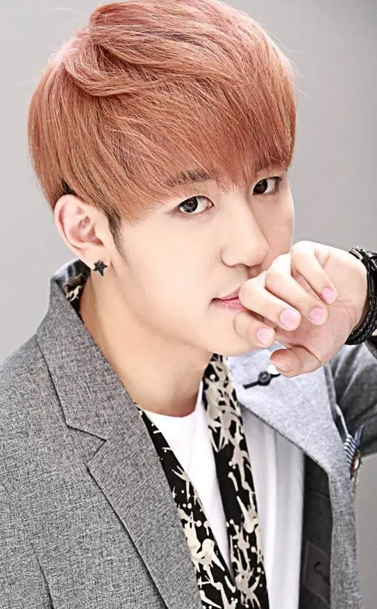 M.Crown former member Ruan