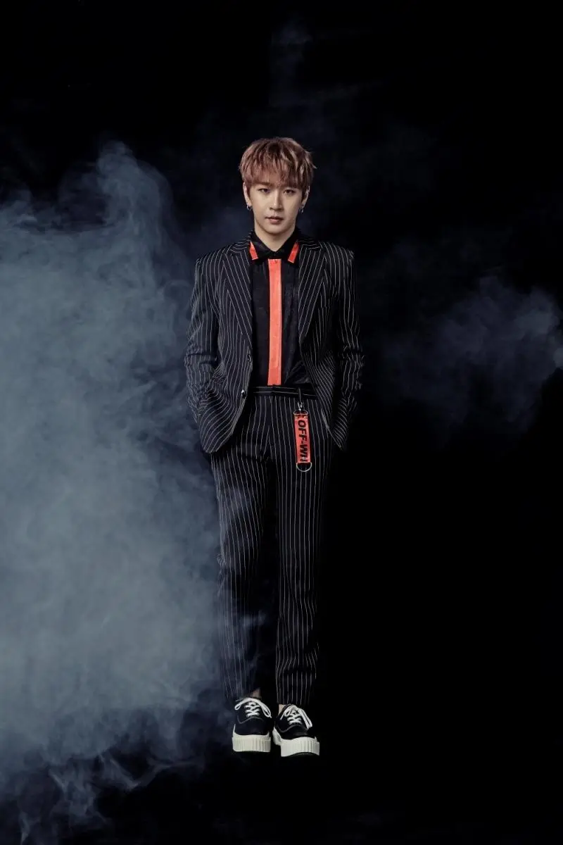 M.Crown former member Shinwoo