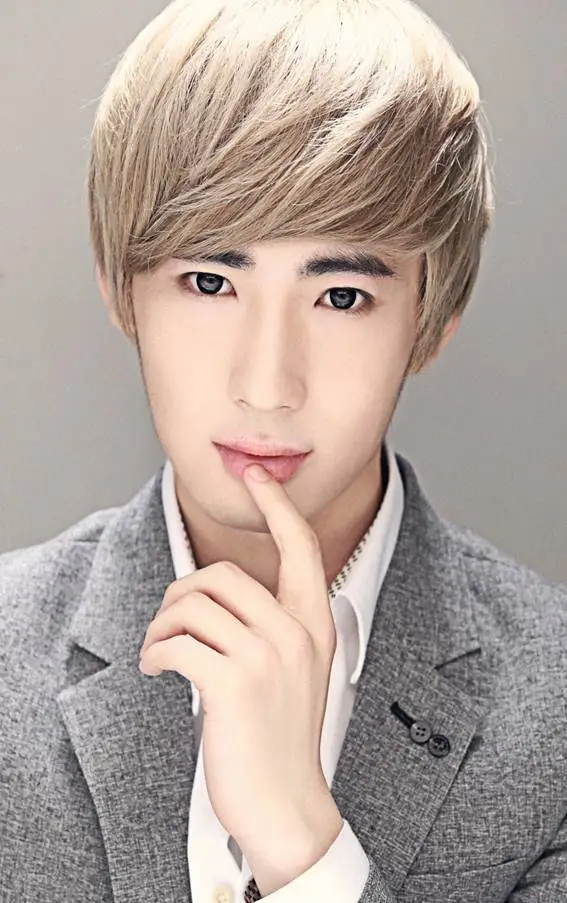M.Crown former member Taegeon