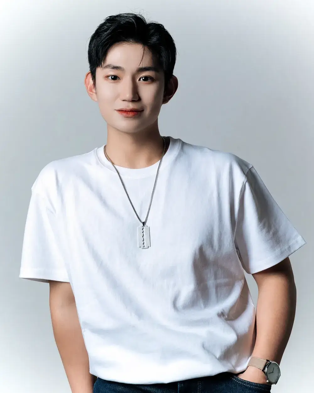 Mongdoll Members Profile: Full Names, Ages, Heights, Weights and More Mongdoll member Lee Hongkyun