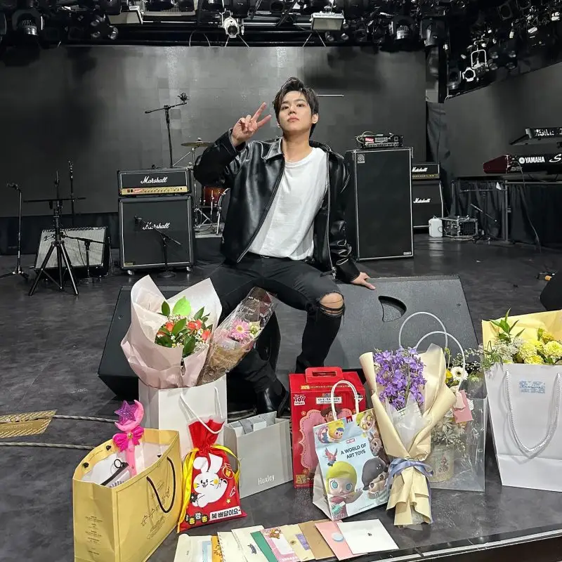 Monkey Shoulder member Shin Kyuhyun