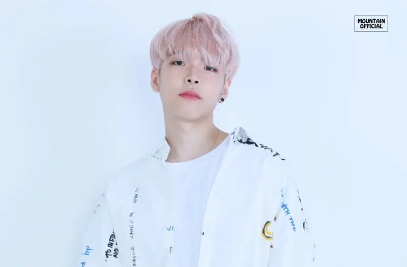 MOUNTAIN member Kwonhee