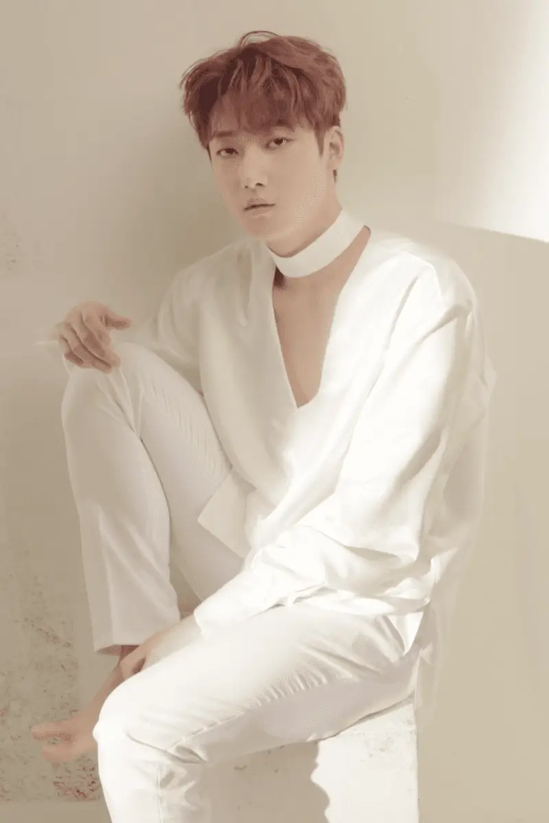 MY.st former member Minho