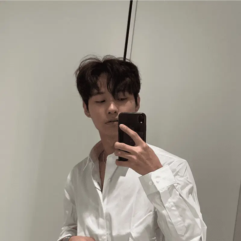 NEUL member Jeonghwan