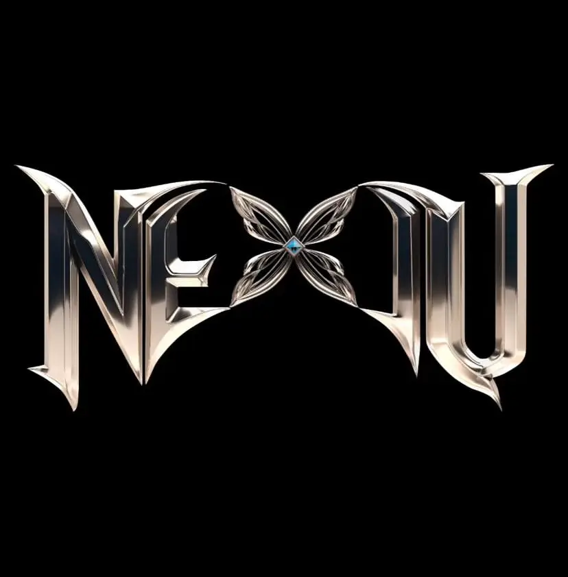 NextU members are Riel, Jella, Roa, Chloe, and Lexie.