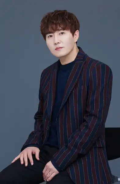 Noel member Woo Seong