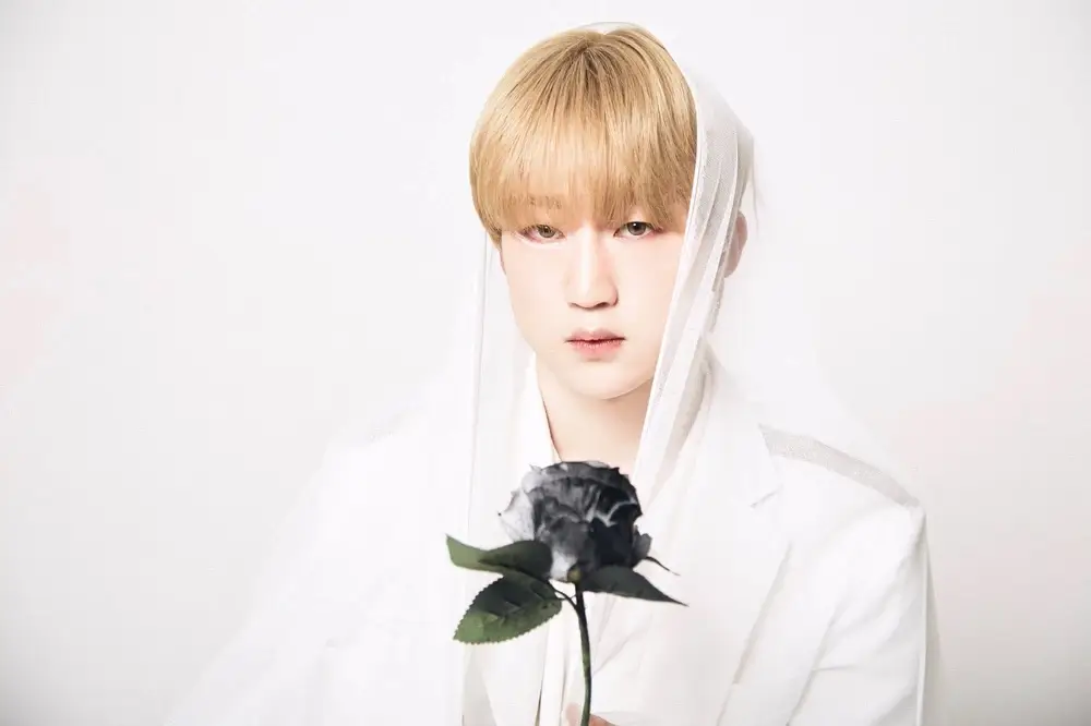 NOIR member Daewon