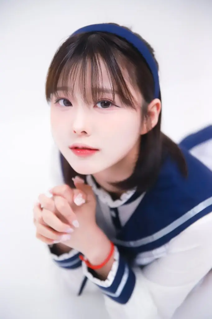 -ny day member MOYA