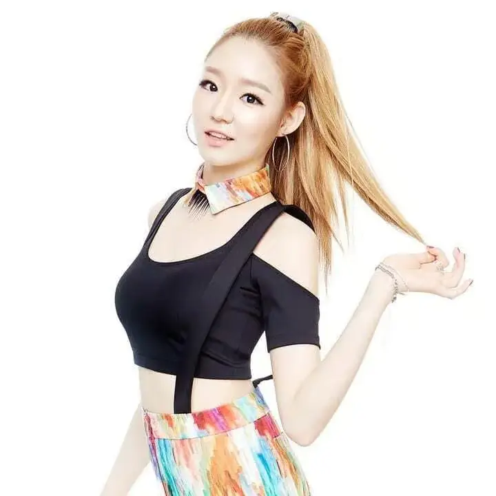 O21 former member Jiyoung