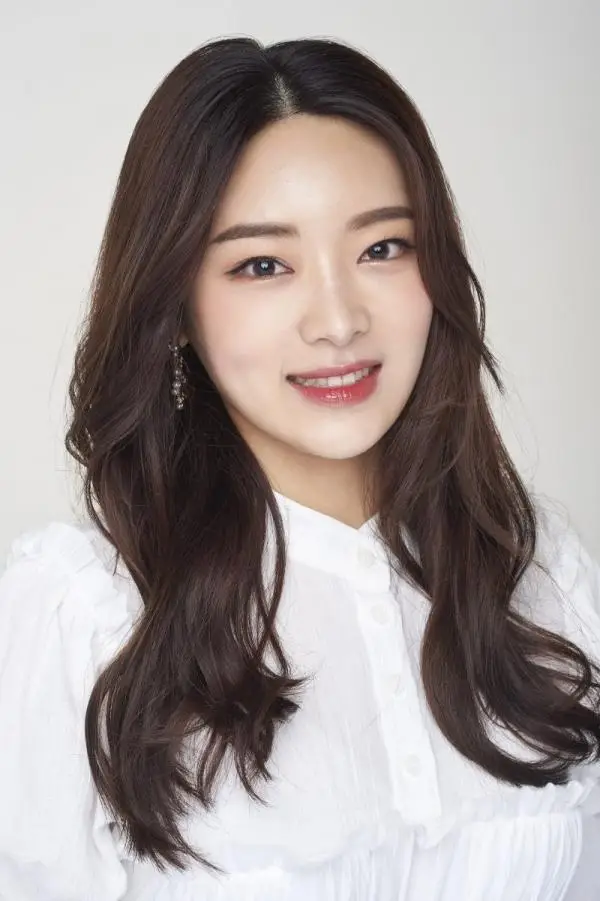 OAHSIS (SeeArt) former member Cho Hyeon