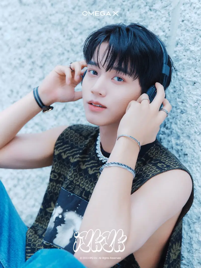 OMEGA X member Hyuk
