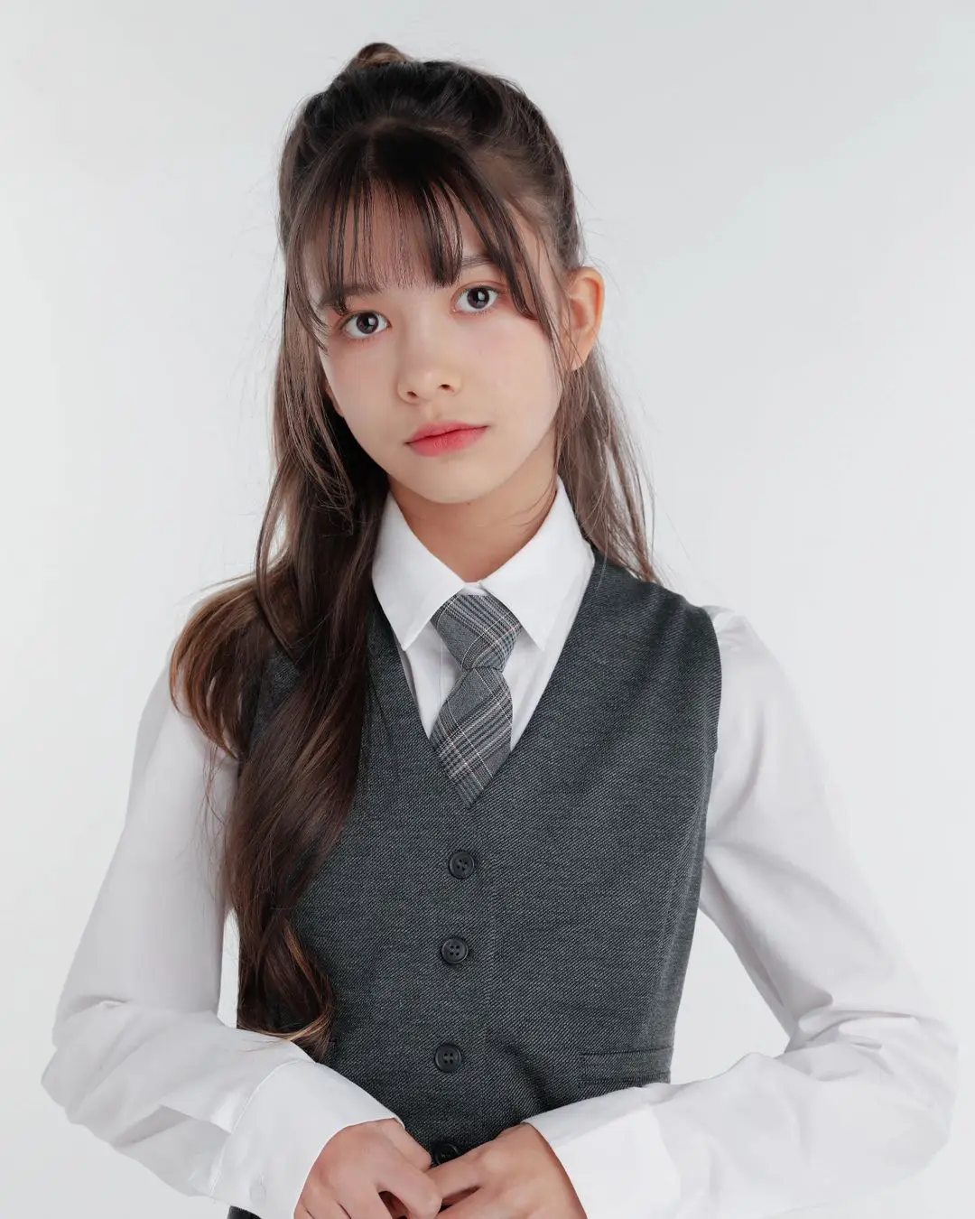 ON1 ROOKIES member Liya
