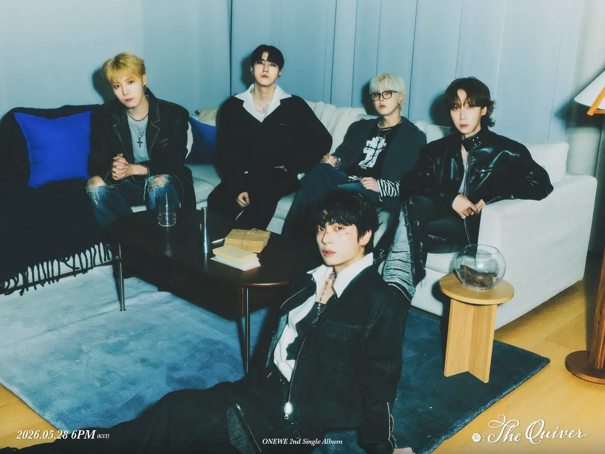 ONEWE members are Yonghoon, Harin, Kanghyun, Dongmyeong, and Giuk.