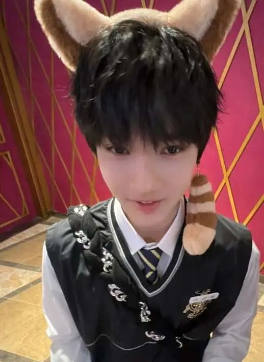 OUIBOYS Members Profile: Full Names, Ages, Heights, Weights and More OUIBOYS member Seungwoo