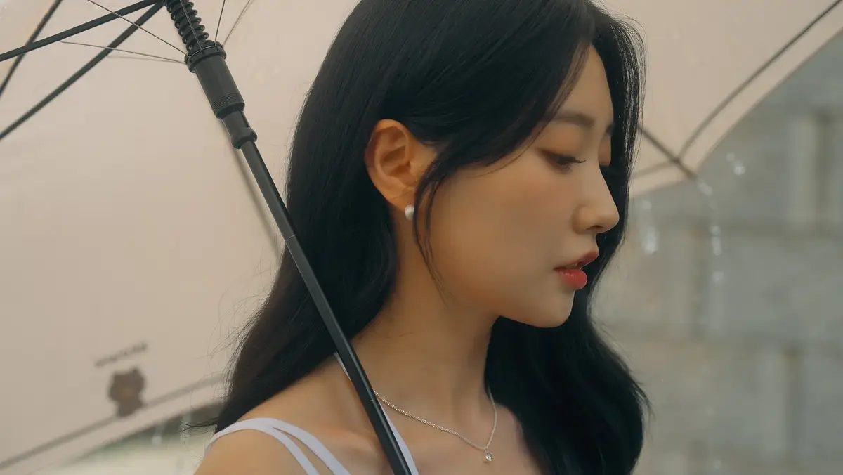 Park Hajung member Choi Minjung