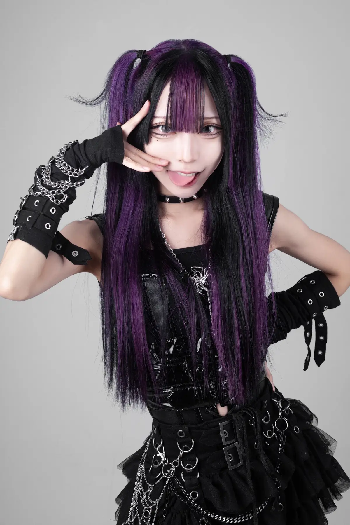 PSEUDO SIGMA former member Kainie