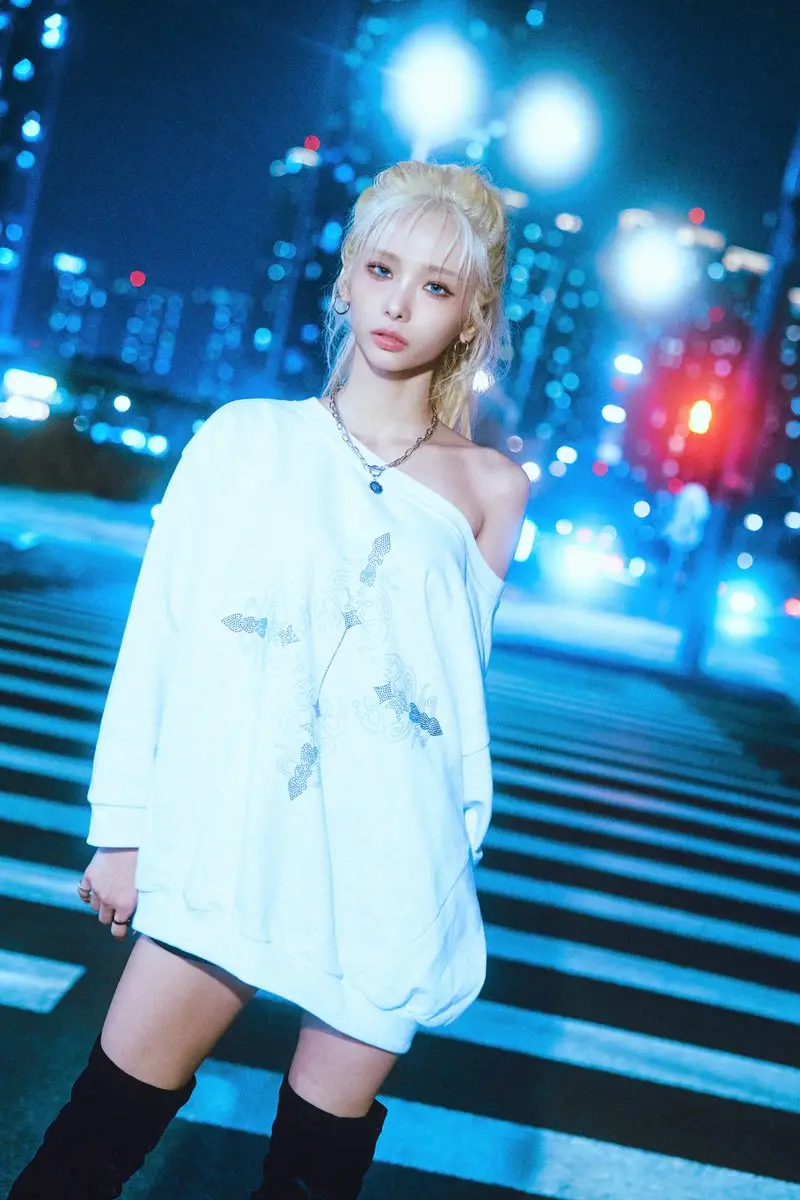 Queenz Eye member Ahyoon