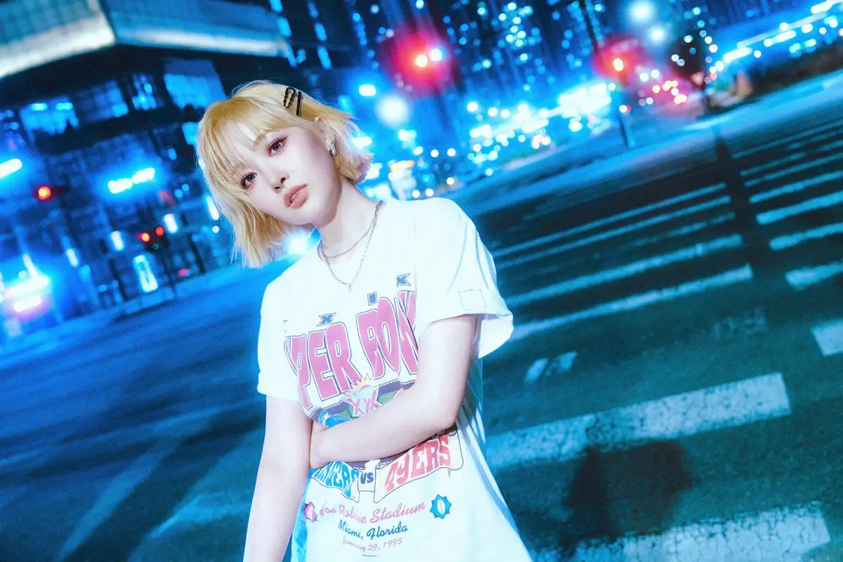 Queenz Eye member Seovin