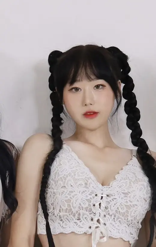 REDMINT member HyeE