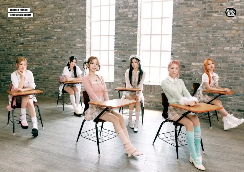 Rocket Punch members are Yeonhee, Suyun, Yunkyoung, Sohee, and Dahyun.
