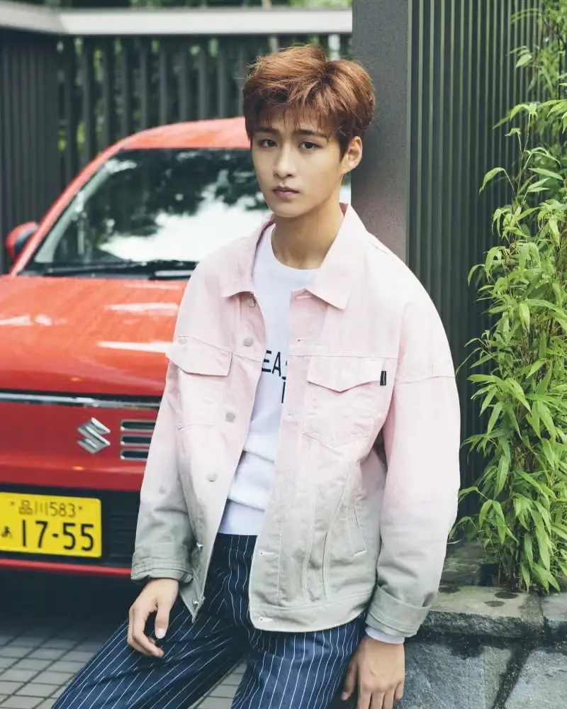 ROMEO member Hyunkyung