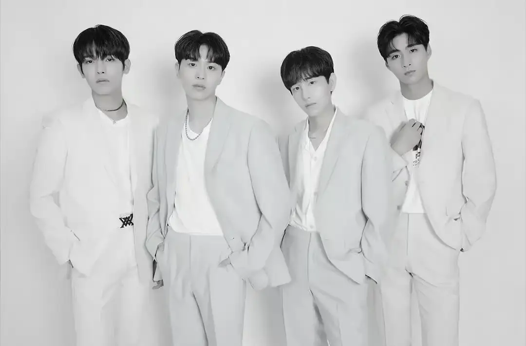 ROMEO members are Seunghwan, Yunsung, Minsung, Kyle, Hyunkyung, and Kangmin.