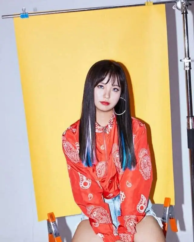 Rose Finger member Hyebin
