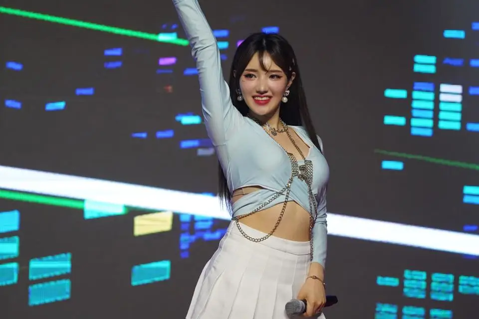 ROSE QUEEN former member Hyeji