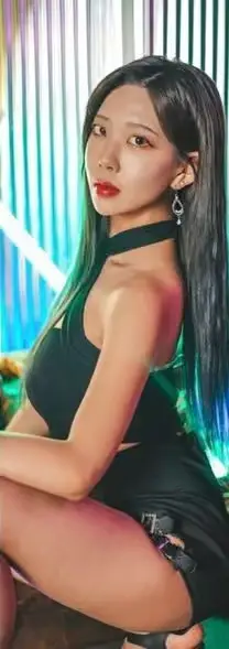 ROSE QUEEN member Gaeun
