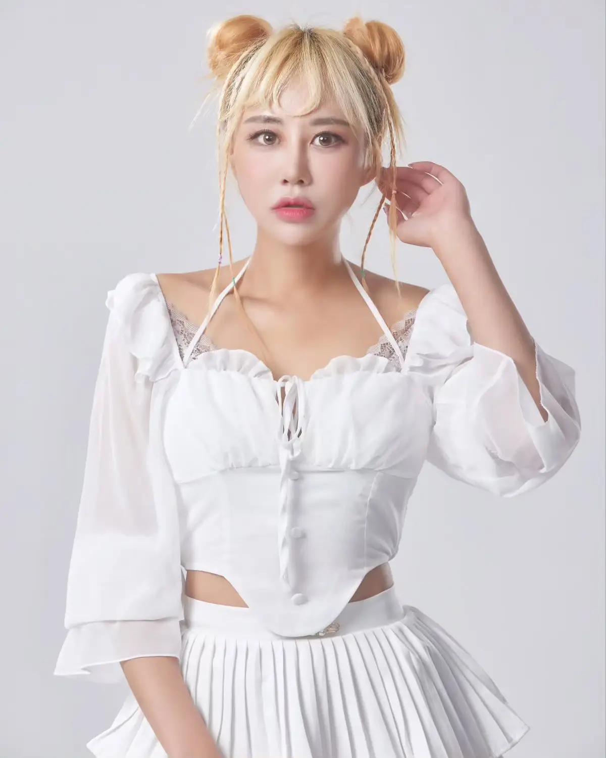 RUVICHE former member Yoon Hanvi