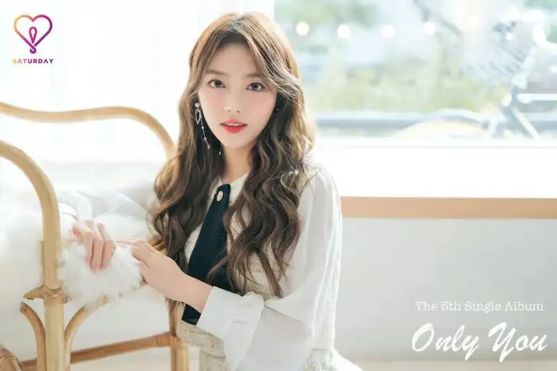 SATURDAY former member Haneul