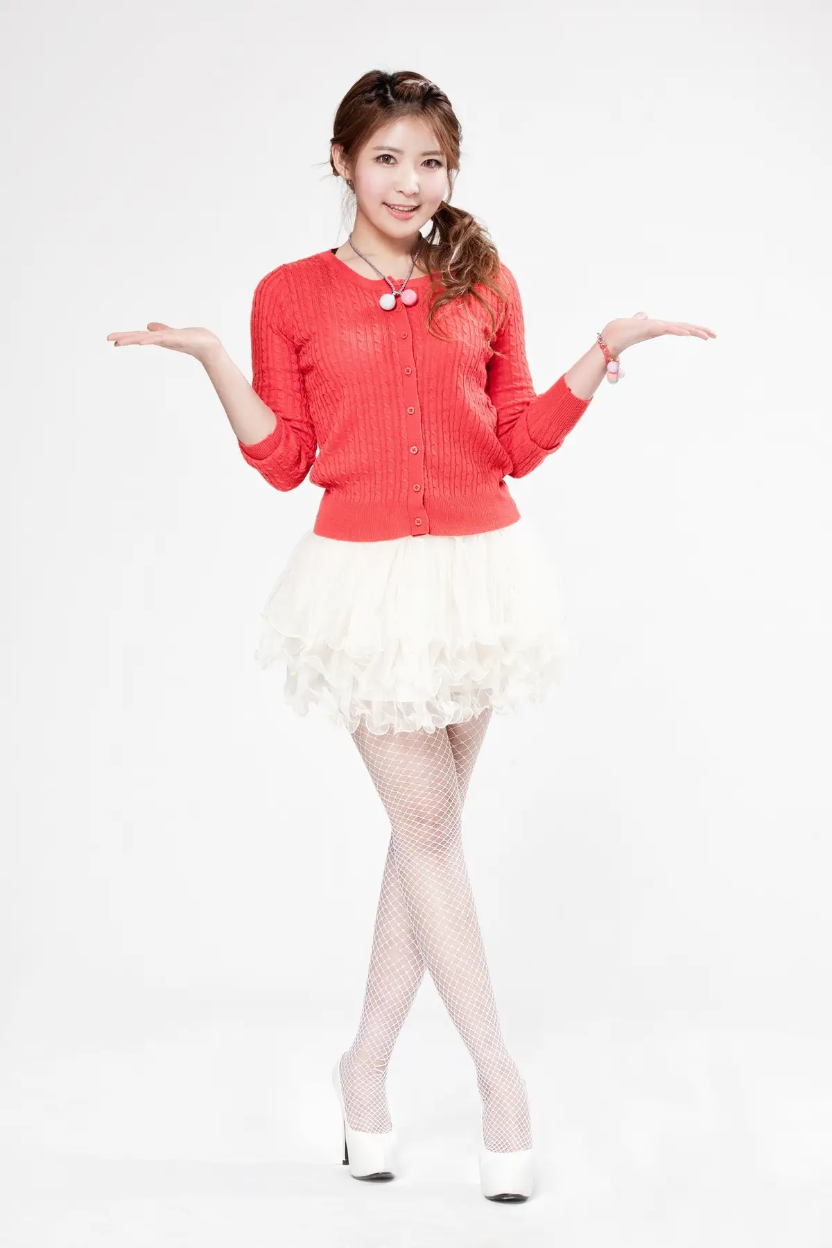 Scandal former member Honey