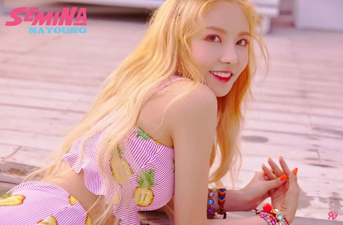 SEMINA member Nayoung