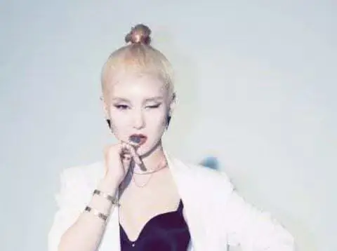 S.E.T former member Soon-E