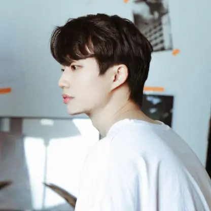 SEVENHOURS member Son Jinhyeok