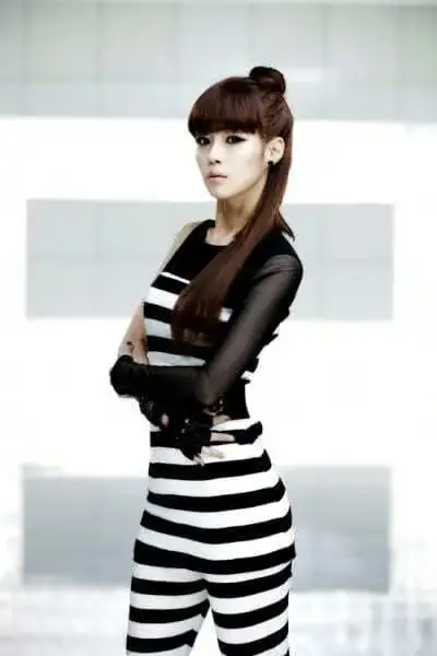 She’Z former member Jina