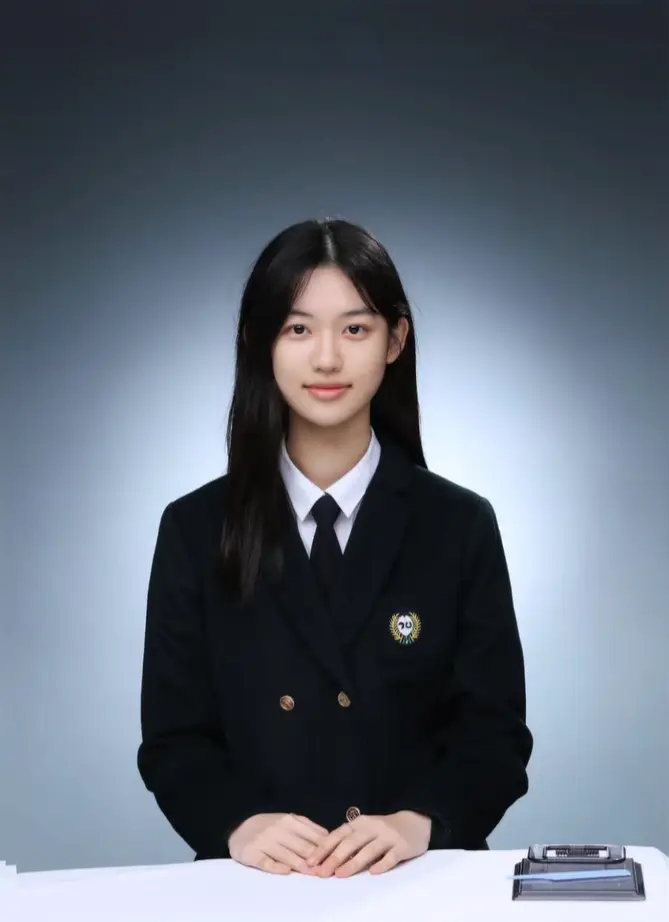 SOE member Ye Seo