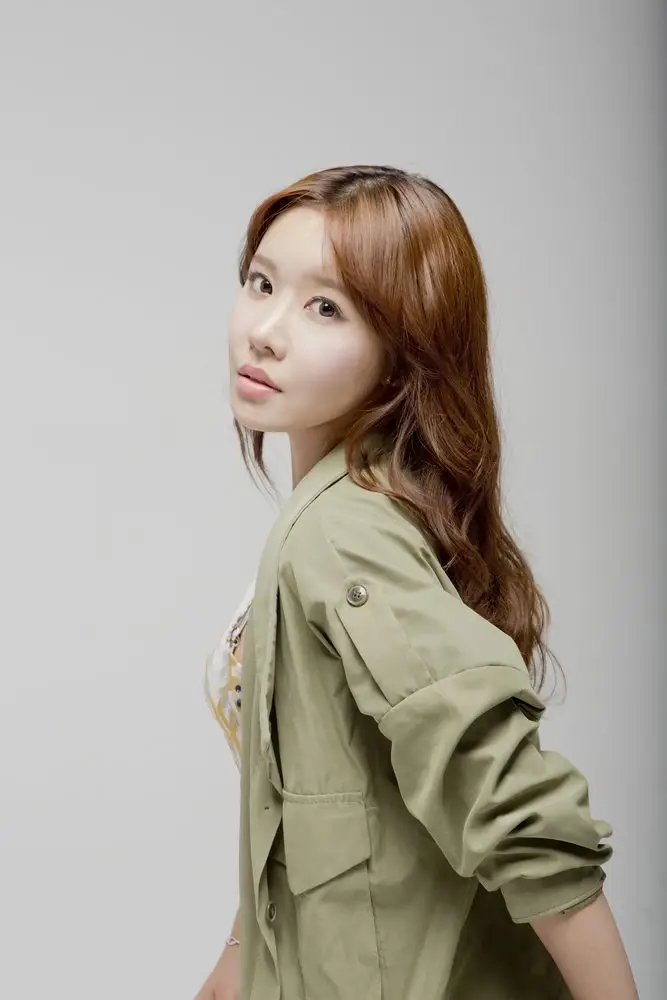 SongCryGirlz former member Jisoo