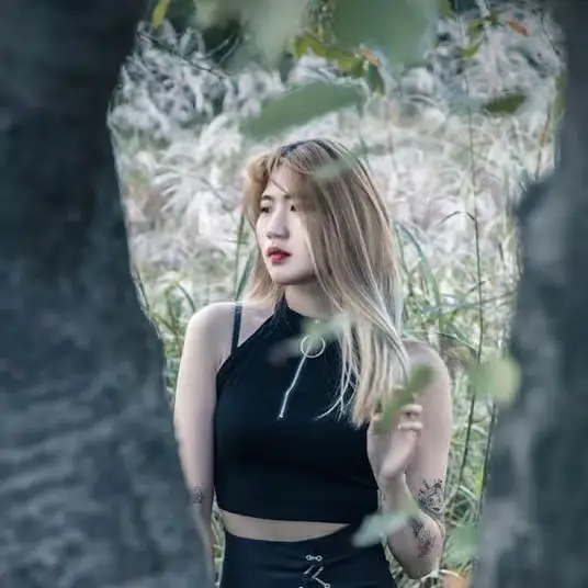 Sour Sweet former member Baekha