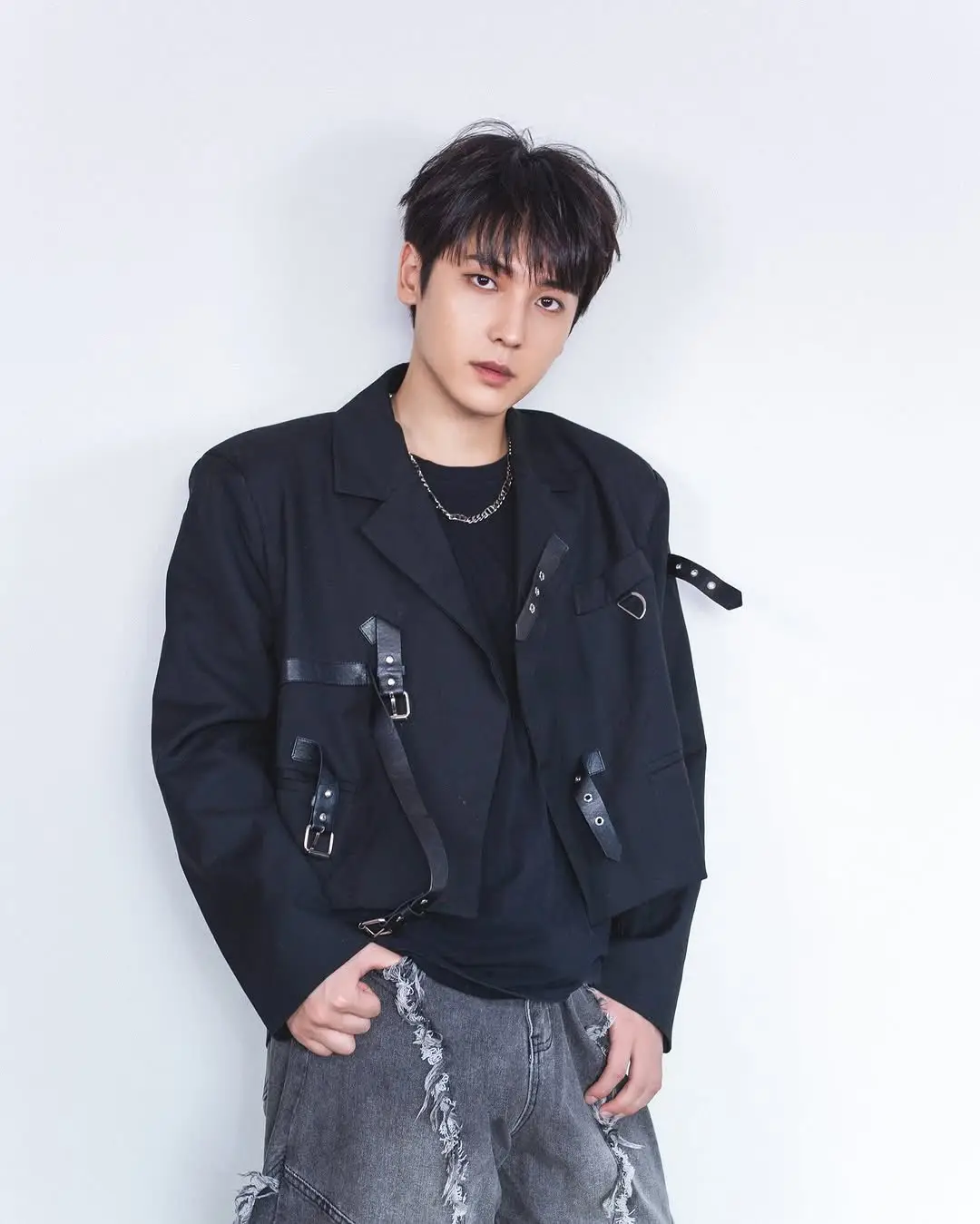 Studio L Members Profile: Full Names, Ages, Heights, Weights and More Studio L member Huyuto