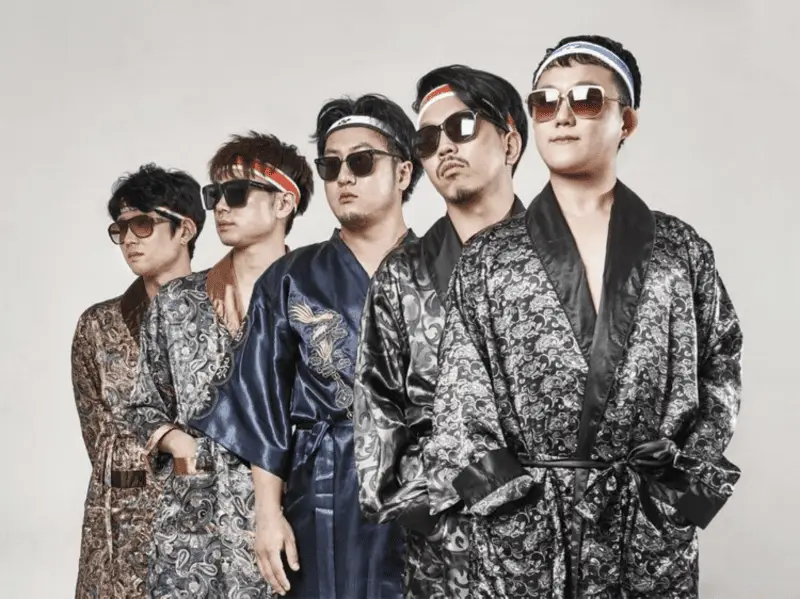 Sultan of the Disco members are Nahzam Sue, J.J Hassan, Ganji Kim, G, and Honggi.