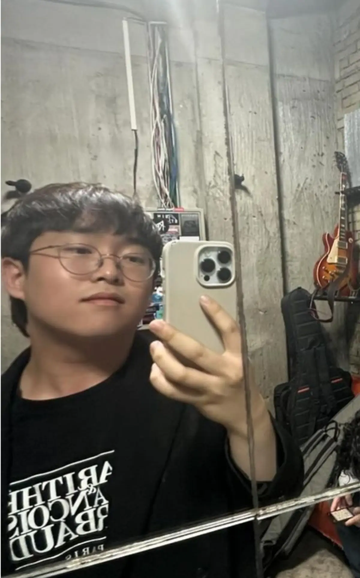Sunset On The Bridge Members Profile: Full Names, Ages, Heights, Weights and More Sunset On The Bridge member Sangheun