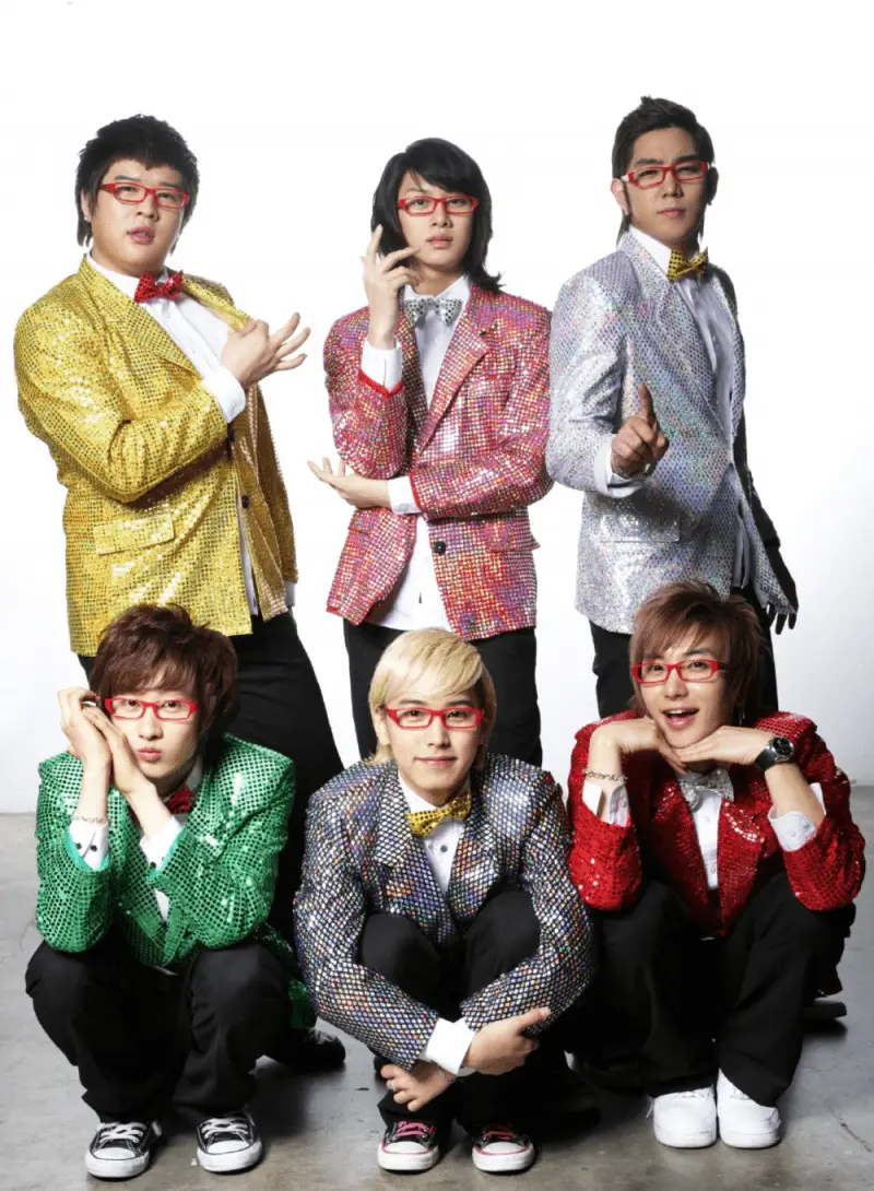 SUPER JUNIOR-T members are Leeteuk, Heechul, Shindong, Eunhyuk, and Sungmin.
