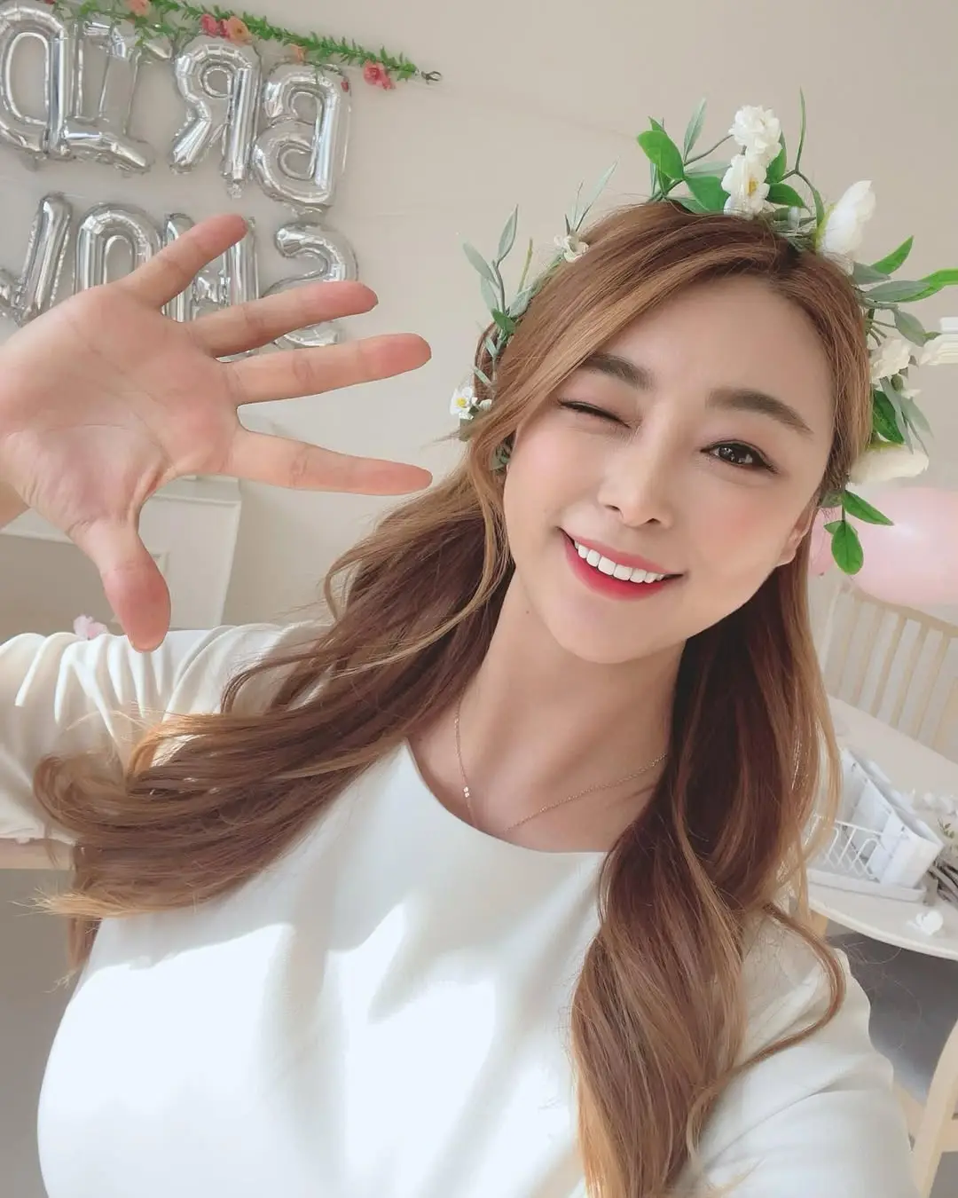 Switch Berry former member Minji