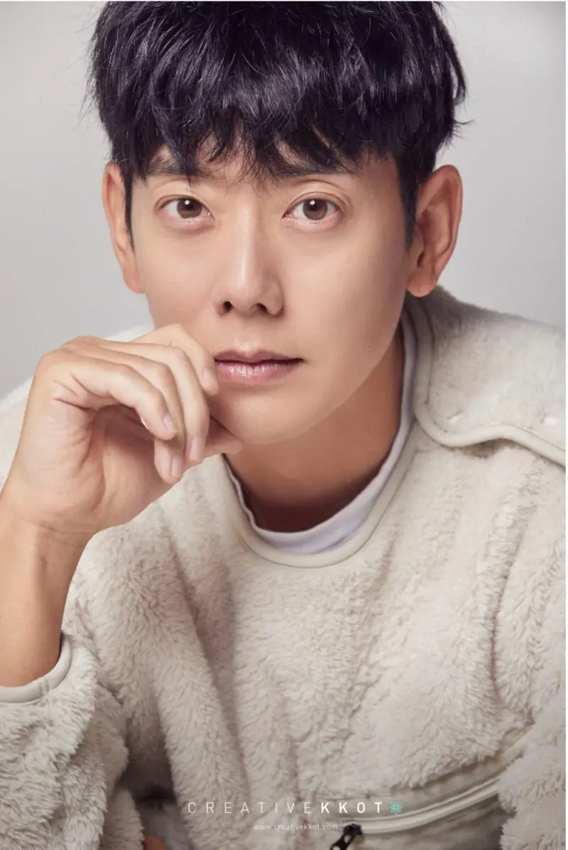 Taesaja member Hyungjoon
