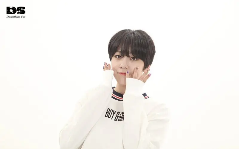 Tahiti member Ari