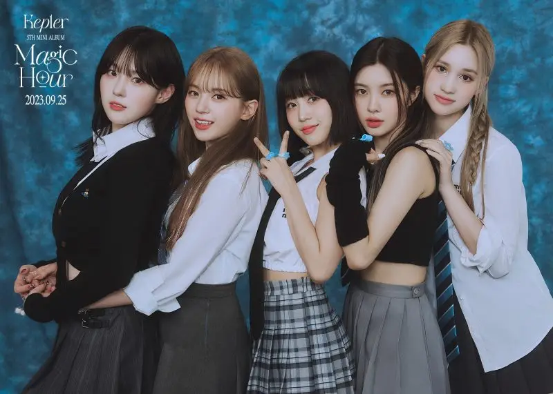 TAPE Unit members are Mashiro, Chaehyun, Dayeon, Hikaru, and Huening Bahiyyih.